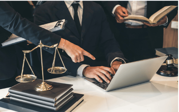 Cooperativa de abogados: ¿deben facturarse los servicios profesionales por cada abogado individualmente o por la cooperativa?
