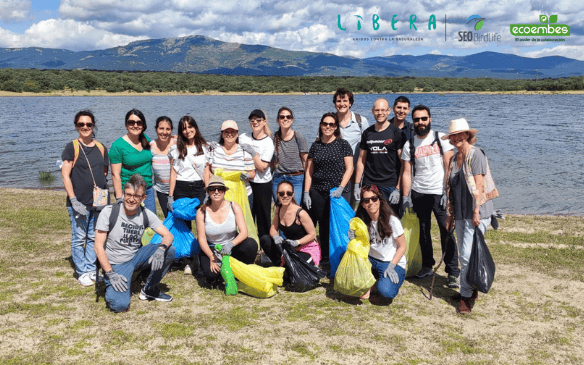 Larrauri & Marti colabora con el Proyecto LIBERA a través de la iniciativa 1m2 contra la Basuraleza